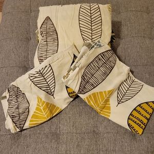 Threshold duvet cover and shams